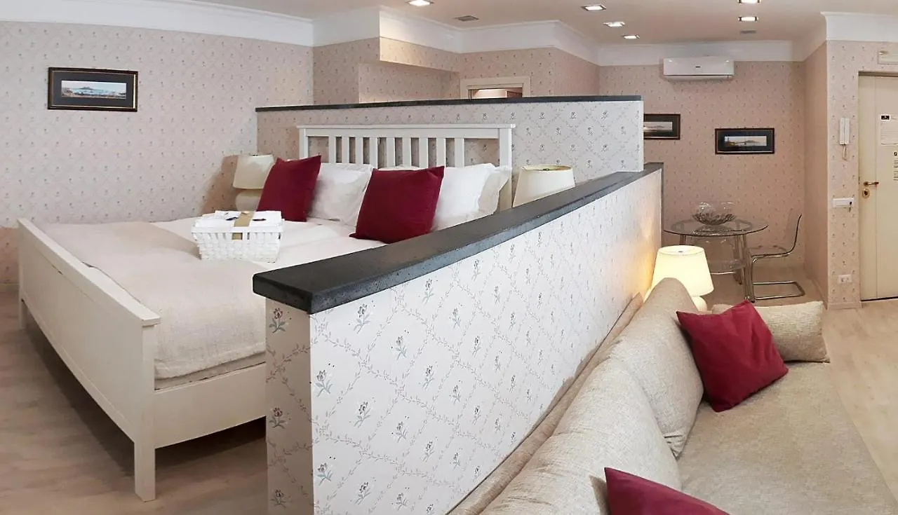 Residenza Echia Apartment Naples Italy